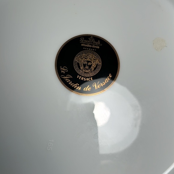 Versace Butterfly garden collection Charger - Picture 4 of 10